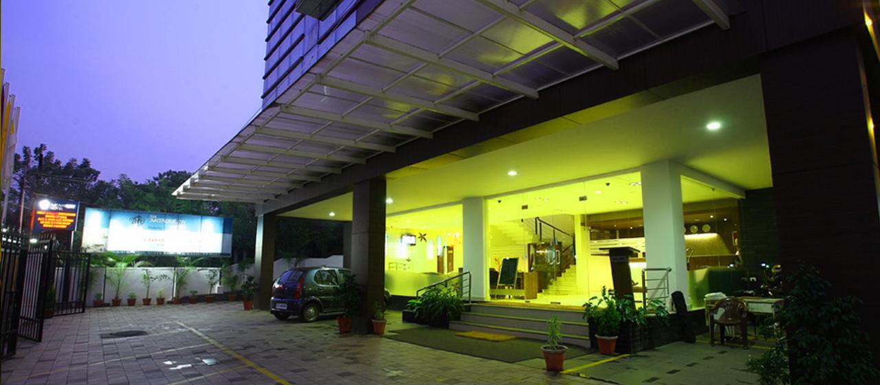 Hotel Monarch Kozhikode Exterior foto